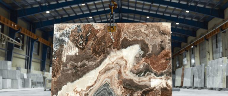 فروش سنگ ساختمانی با برند سنگ کلاسیک در تهران